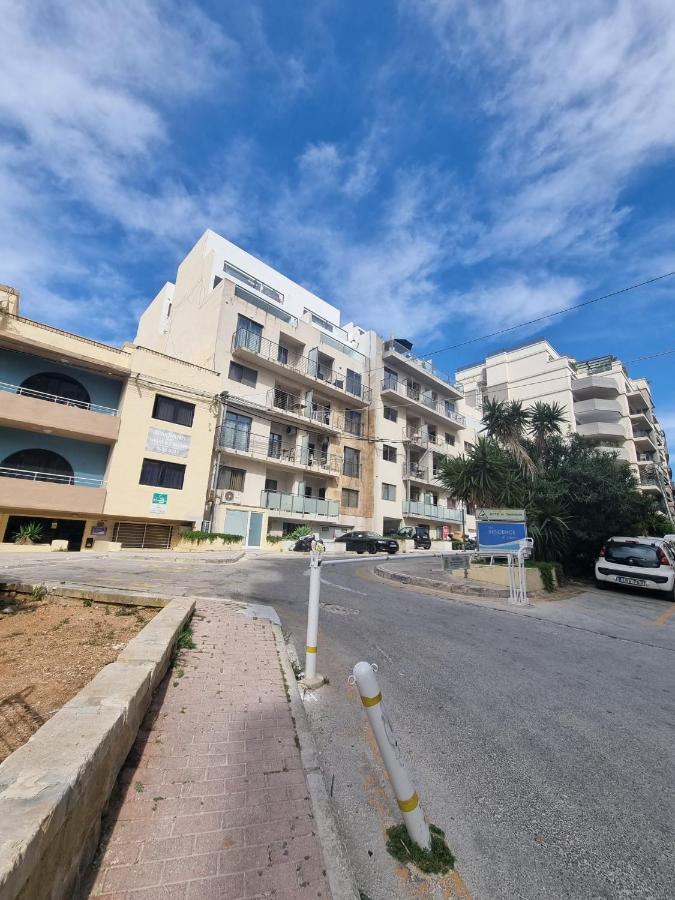 Korzo Suites St. Julian'S Exterior photo